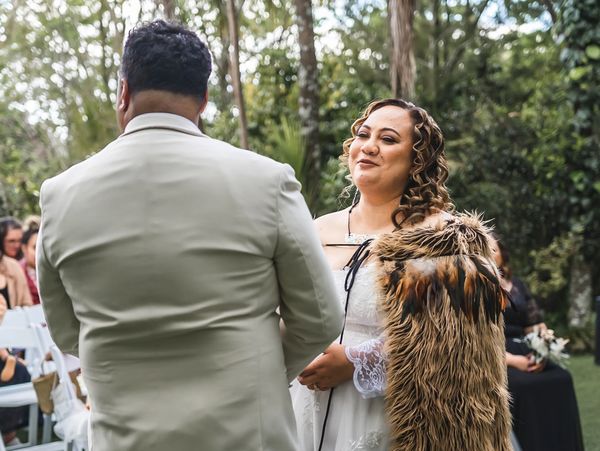 auckland celebrant best quality culture maori wedding ceremony tui hills bespoke rituals emma mcneil