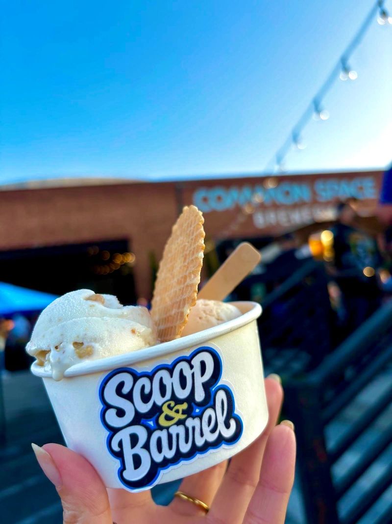 Scoop & Barrel (Scoop and Barrel) artisan ice cream at Common Space Brewery in Torrance CA – small batch ice cream pop-up with dairy-free and lactose-free options