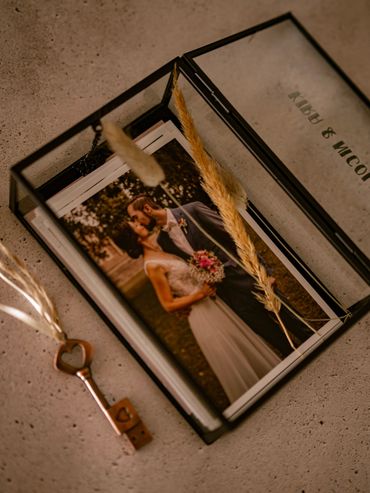 Erinnerungsbox Premiumpaket GoldenHour Hochzeit Wedding Brautpaar Fotografie Münsterland 