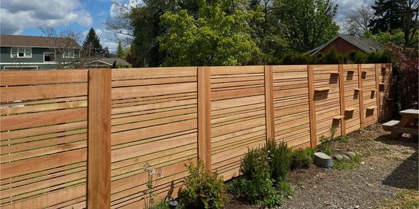 Horizontal Fence with transition peice and shelves