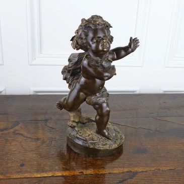 Antique and vintage decorative items for sale in Kent and Sussex.