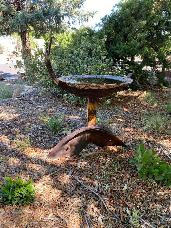 Farm disc bird bath