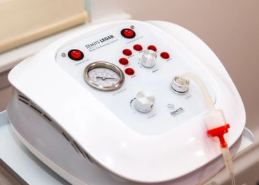Zemit Leger Vacuum Face and Body Contouring
Buttocks Enhancement & Anti-cellulite System