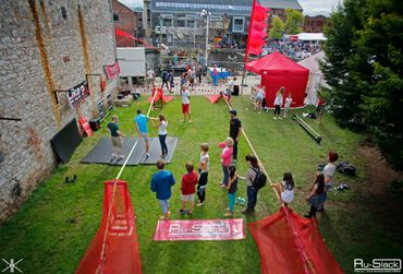 a Birdseye view of an Ru-Slack slackline pitch at a event 