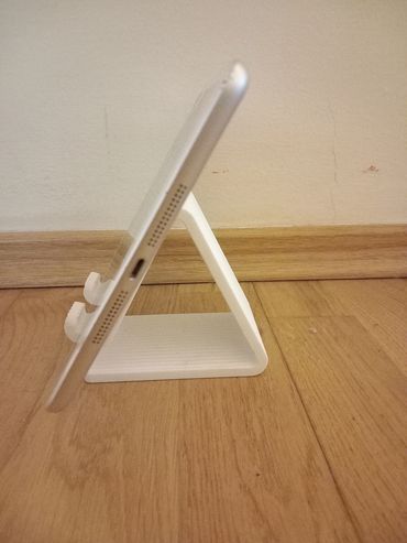 This a Phone/IPAD/Tablet holder.