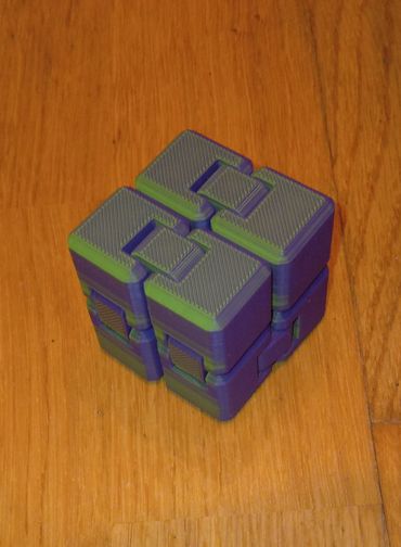 This is a infinity cube that is a perfect stress toy and is a perfect gift.