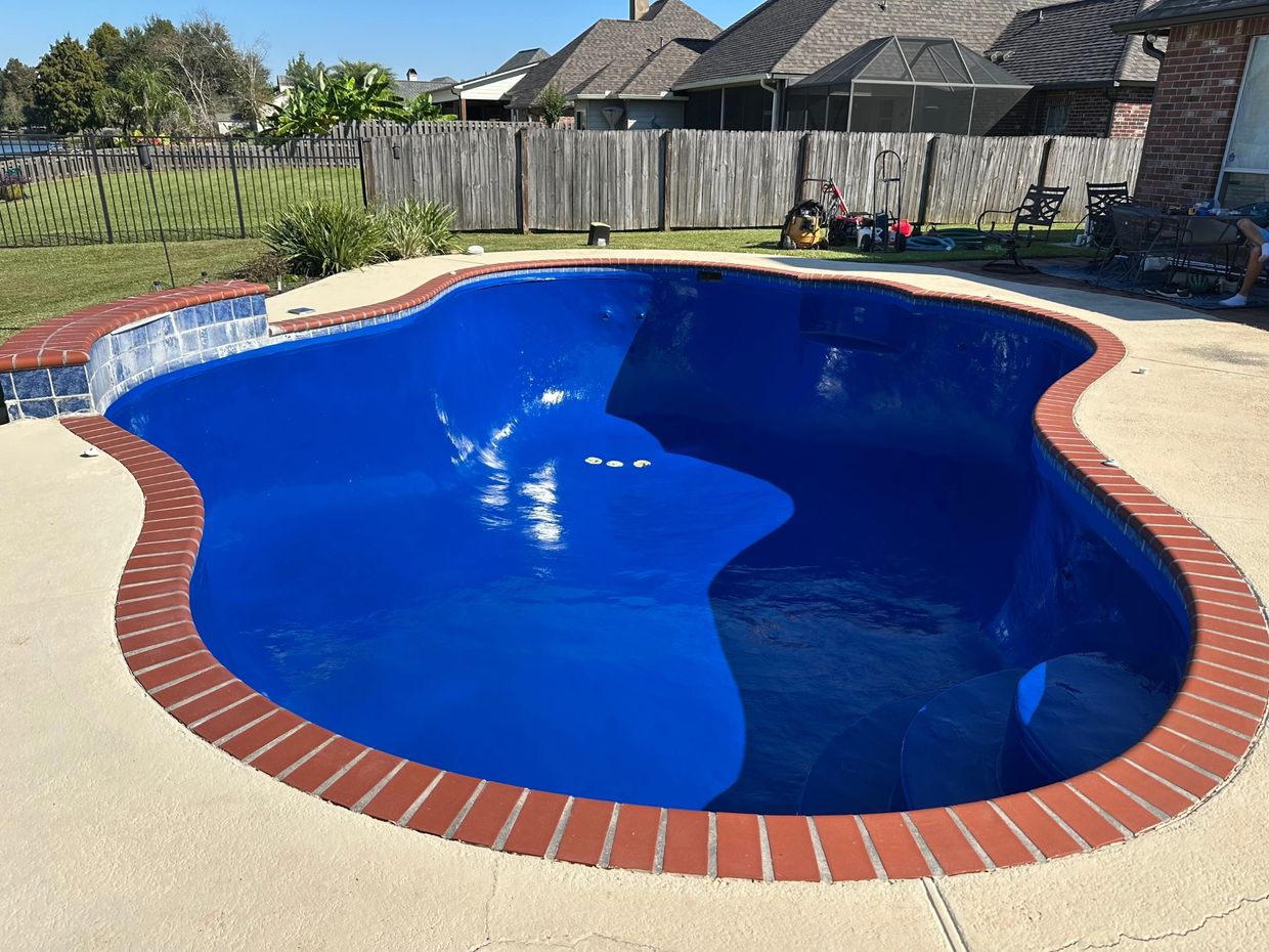Pool Painting in Baton Rouge. Pool Painting Company near me. Pool Painting near me. Pool Painter