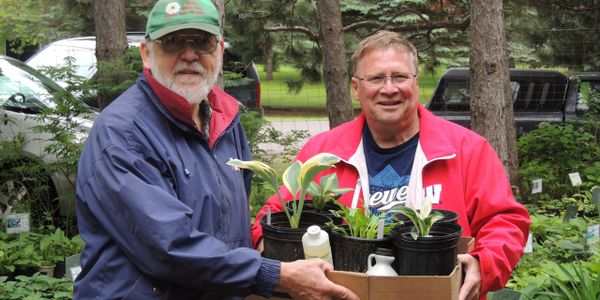 Halfen Garden Center is open all spring and summer to help you with your gardening needs. We offer a