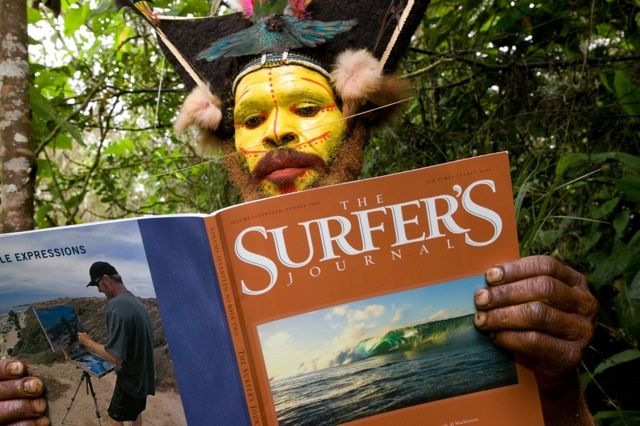 Huli Wigman read Kevin A Short's art, from the deep regions of Papua New Guinea 
photo courtesy ©Joh