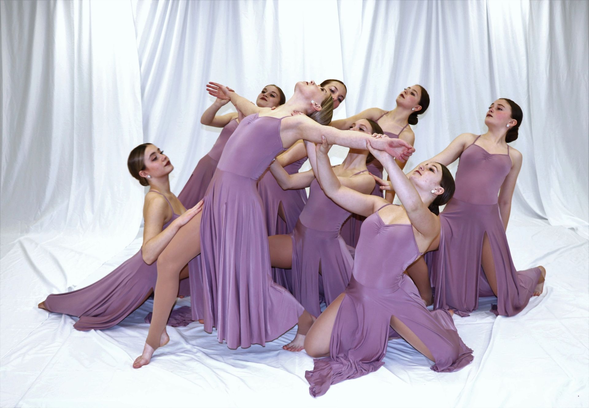 Turning Pointe Dance Studio logo