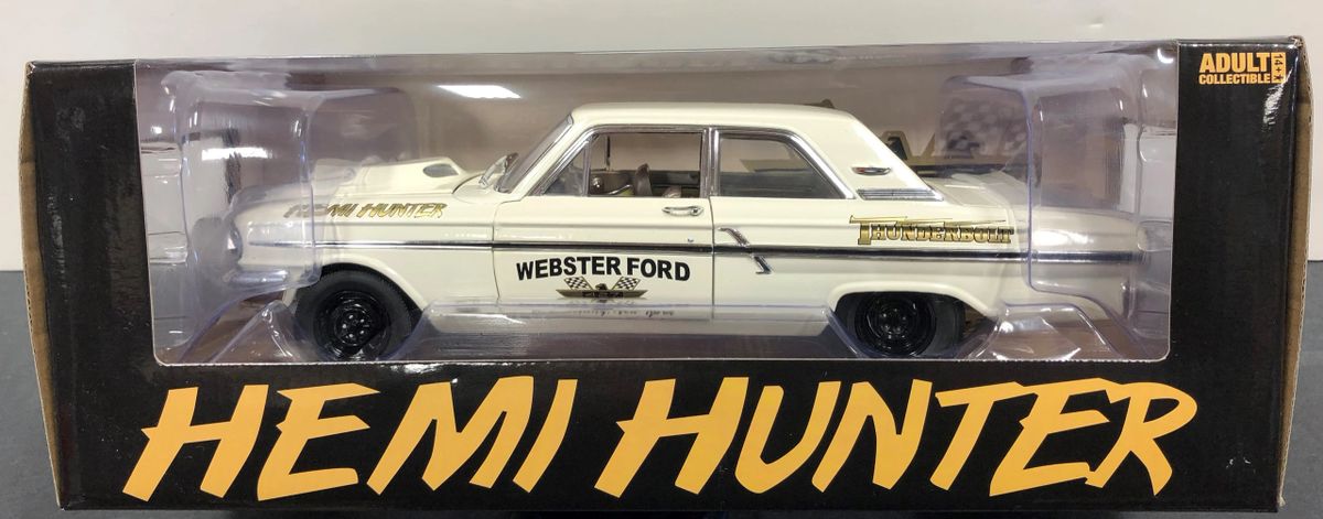 AUTOWORLD 1/18 フォード サンダーボルト hemi hunter-