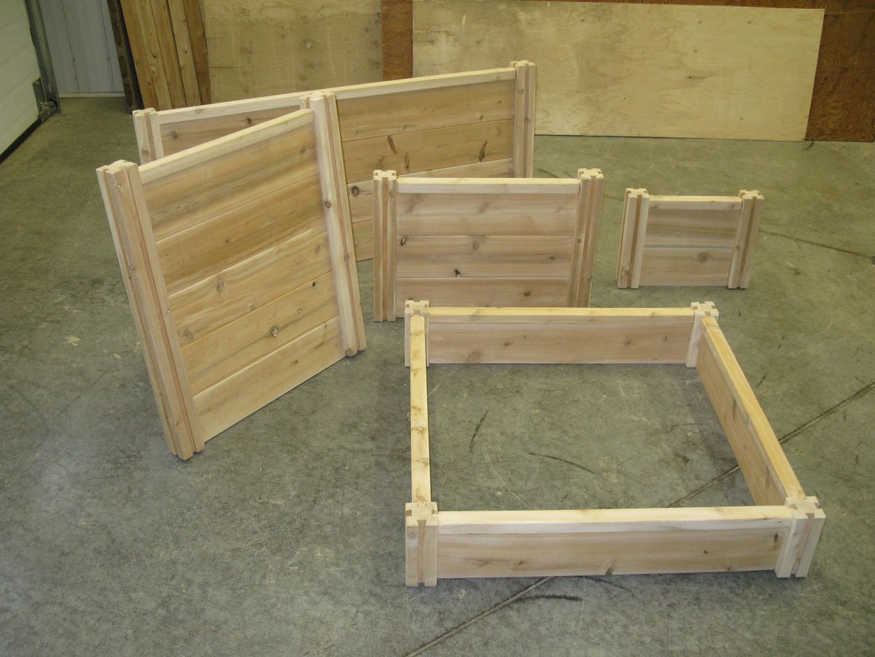 Bac carrés ou rectangles de différentes Hauteurs.
