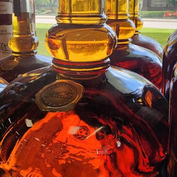 golden hued bourbon bottle