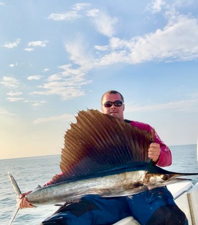 Slow pitch jigging (SPJ)  Bluewater Offshore Charters