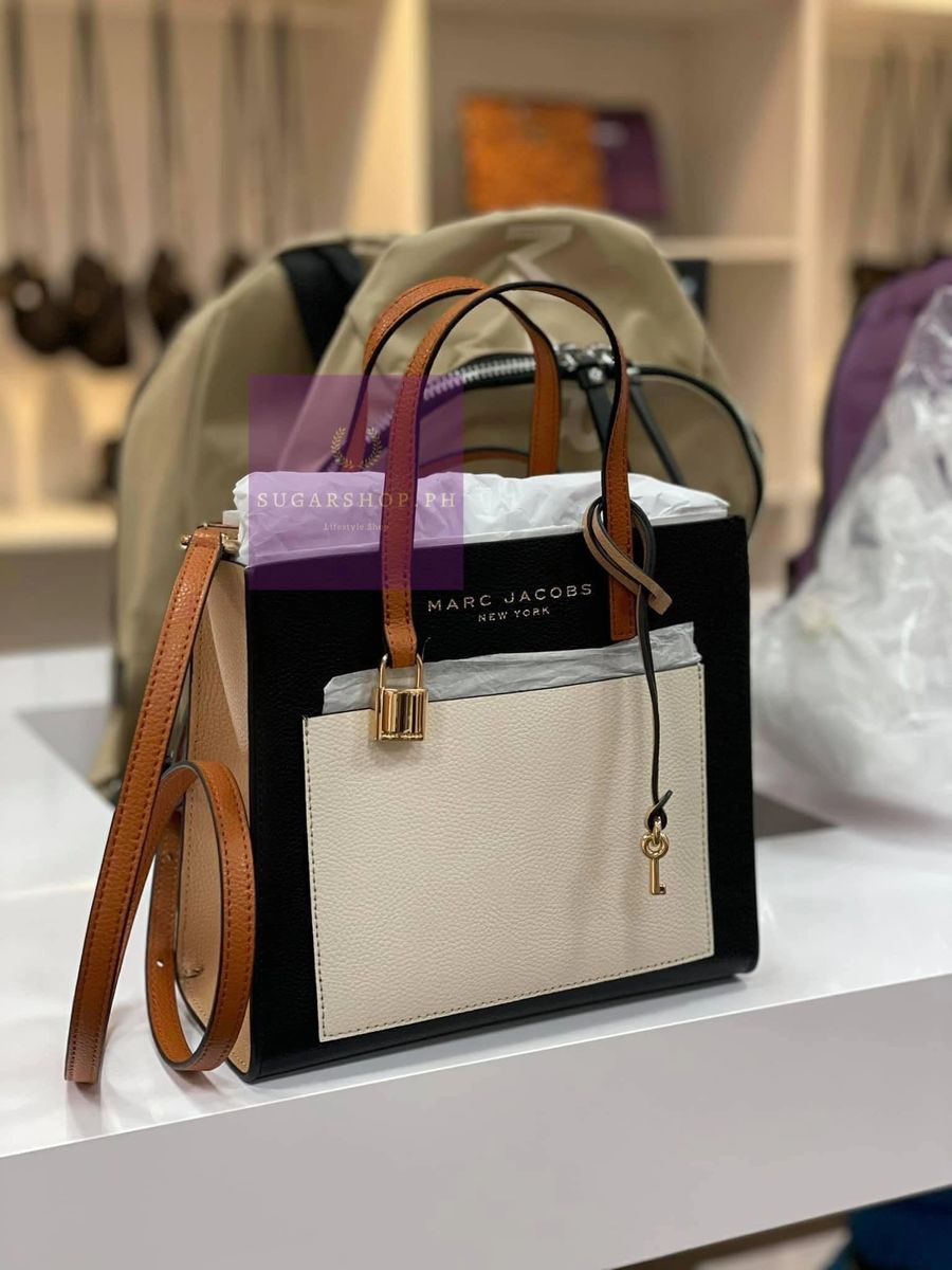 Marc Jacobs Mini Grind in Smoked Almond Multi