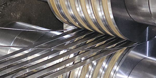 narrow precision stainless steel slit coil being made