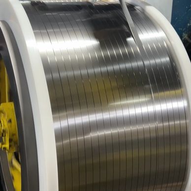 oscillate winding of a stainless steel narrow slit coil 