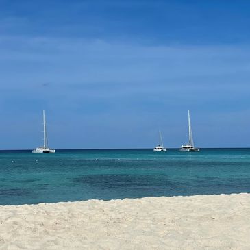 Sailboats on the ocean at Eagle Beach in Aruba