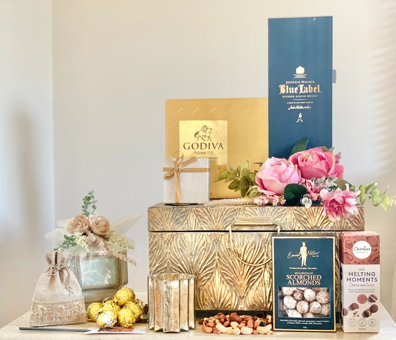Diwali Luxury Blue Label Corporate Gift Hamper Diwali Luxury Blue Label Corporate Gift Hamper