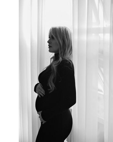 Ensaio gestante fashion em estúdio em Belo Horizonte