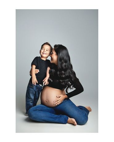 Ensaio gestante fashion em estúdio em Belo Horizonte