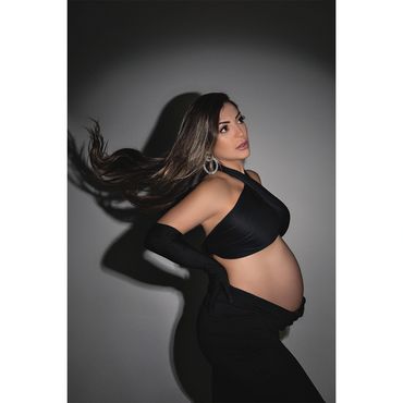 Ensaio gestante fashion em estúdio em Belo Horizonte