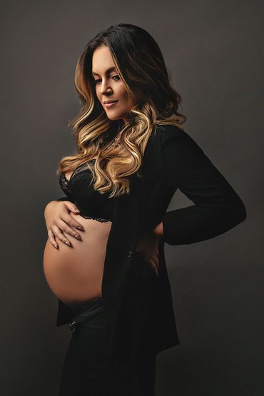 Ensaio gestante fashion em estúdio em Belo Horizonte