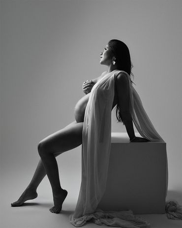 Ensaio gestante fashion em estúdio em Belo Horizonte