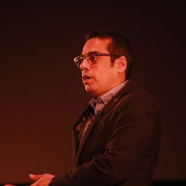 Vikas Dua delivering TEDx Talk at Hyderabad