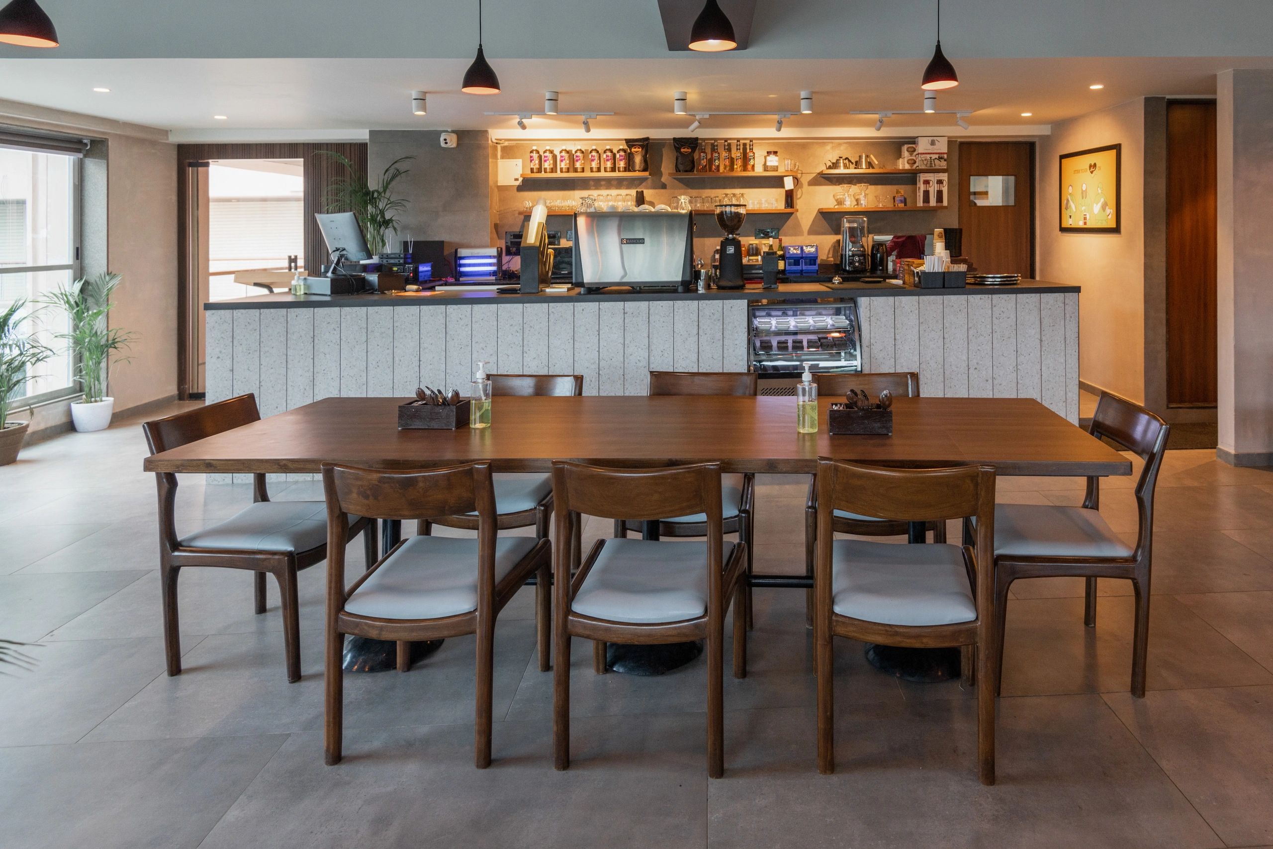 Coffee King Cafe And Restaurant Cafe Surat, Gujarat