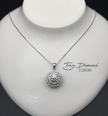 Tony Diamond, 1ct round diamond pendent looks like 2ct size, with 18K(750) white gold necklace.