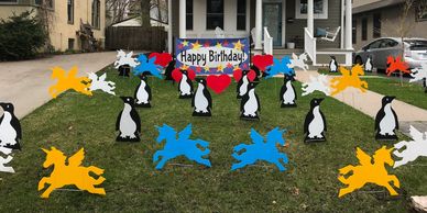 #unicorns #penguins #yardsigns #birthdaysigns #yardcard #lawngreeting #lawnsurprise #lawndisplay
