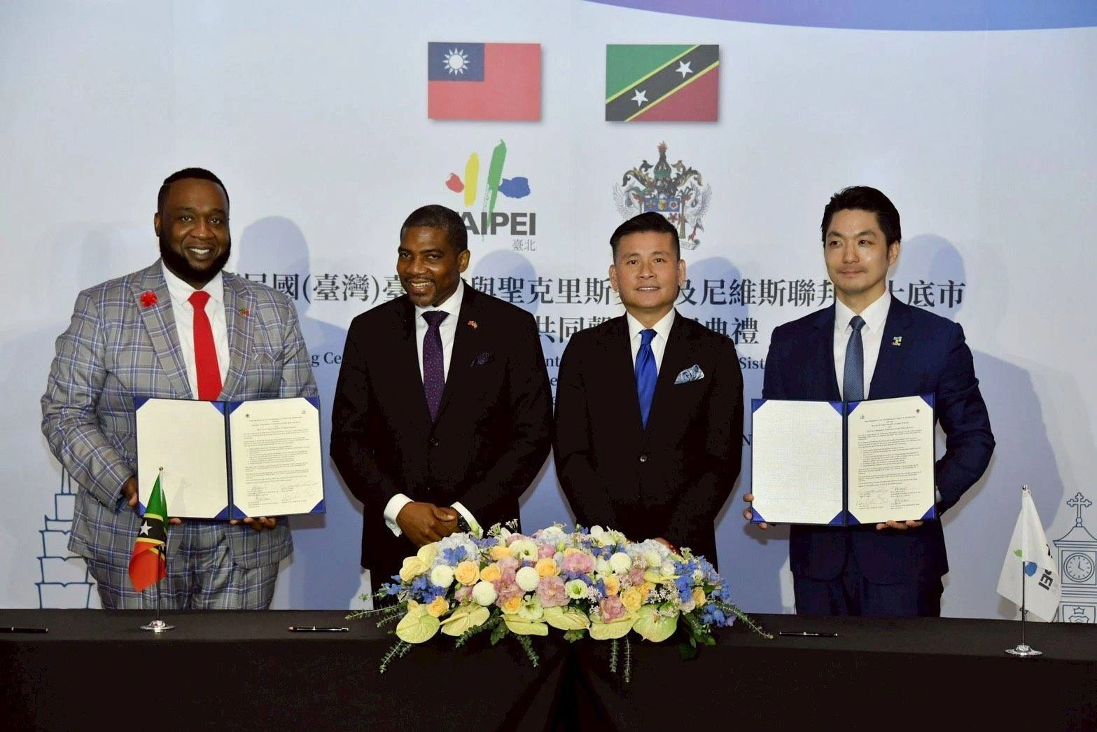 TAIPEI & BASSETERRE SIGN SISTER CITY PACT