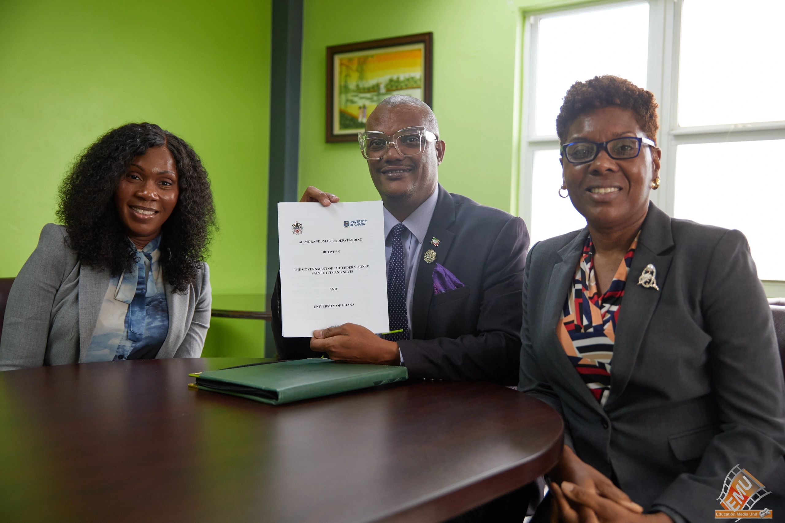 MINISTRY OF EDUCATION SIGNS MOU WITH UNIVERSITY OF GHANA