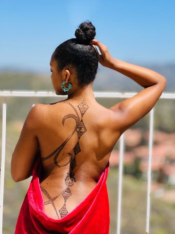 back henna tattoo design
