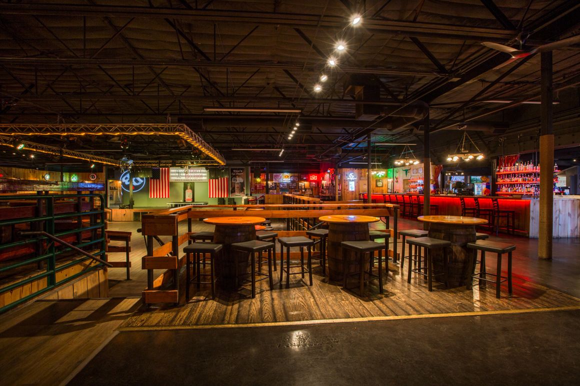 Bar photo 2