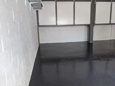 Non epoxy garage floor in Tiburon, CA #polyaspartic #eco-friendly #ecodur 