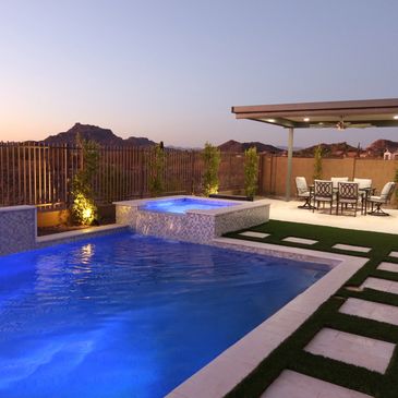 Custom Pool PEAK OUTDOOR LIVING