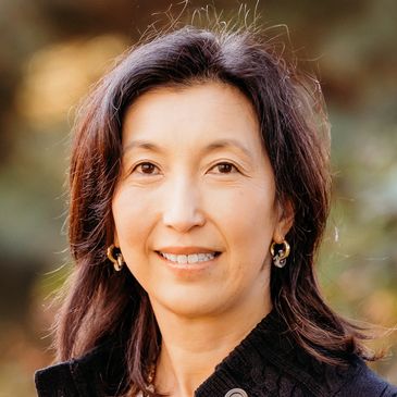 Dr. Momi Yamanaka
Psychologist