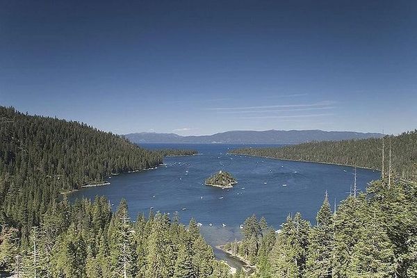 Tours of Emerald Bay at Lake Tahoe