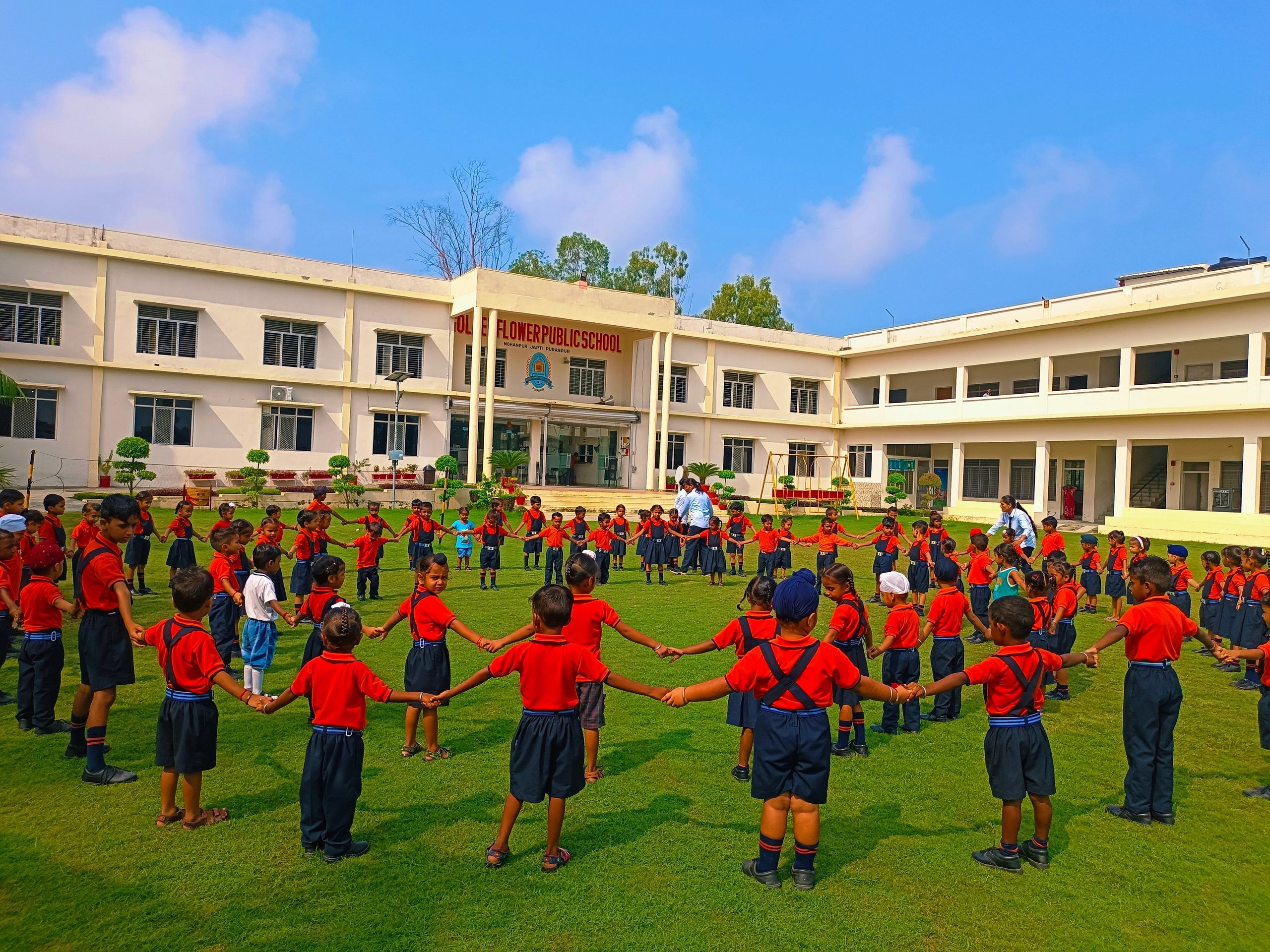 Golden Flower Public School