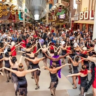 Flash Mob Downtown for the Golden Gate.
