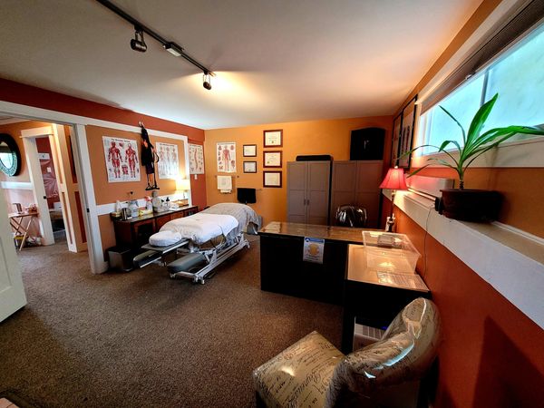 Treatment room at Cedar Therapeutics