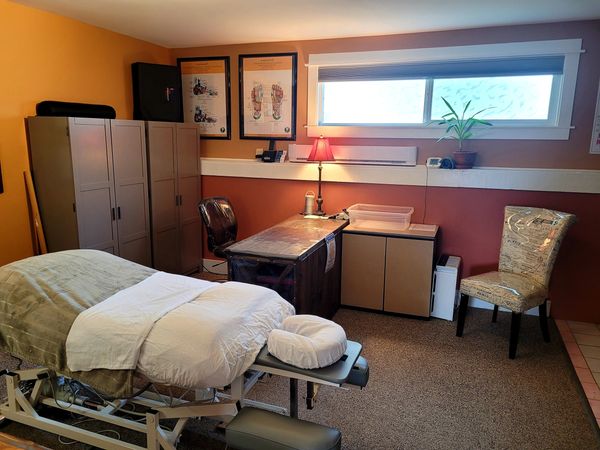 Treatment room at Cedar Therapeutics