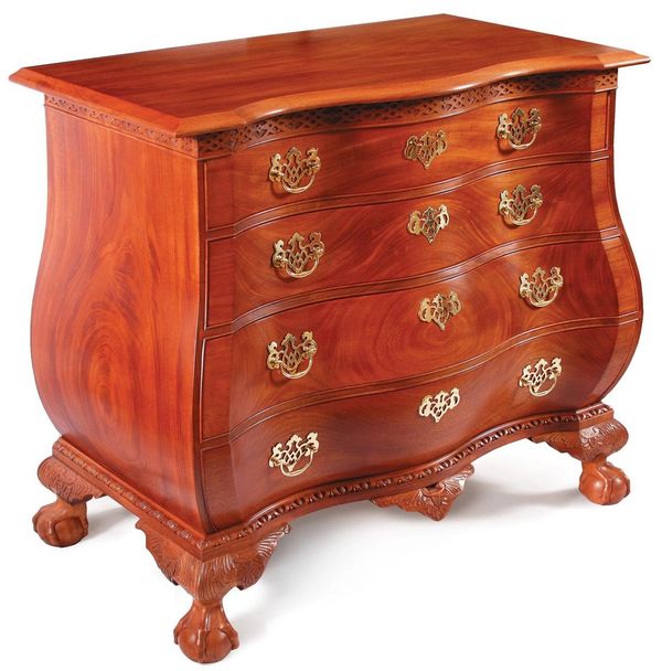 Boston bombe chest of drawers (photo by: Thomas McKenna- Fine Woodworking Magazine)