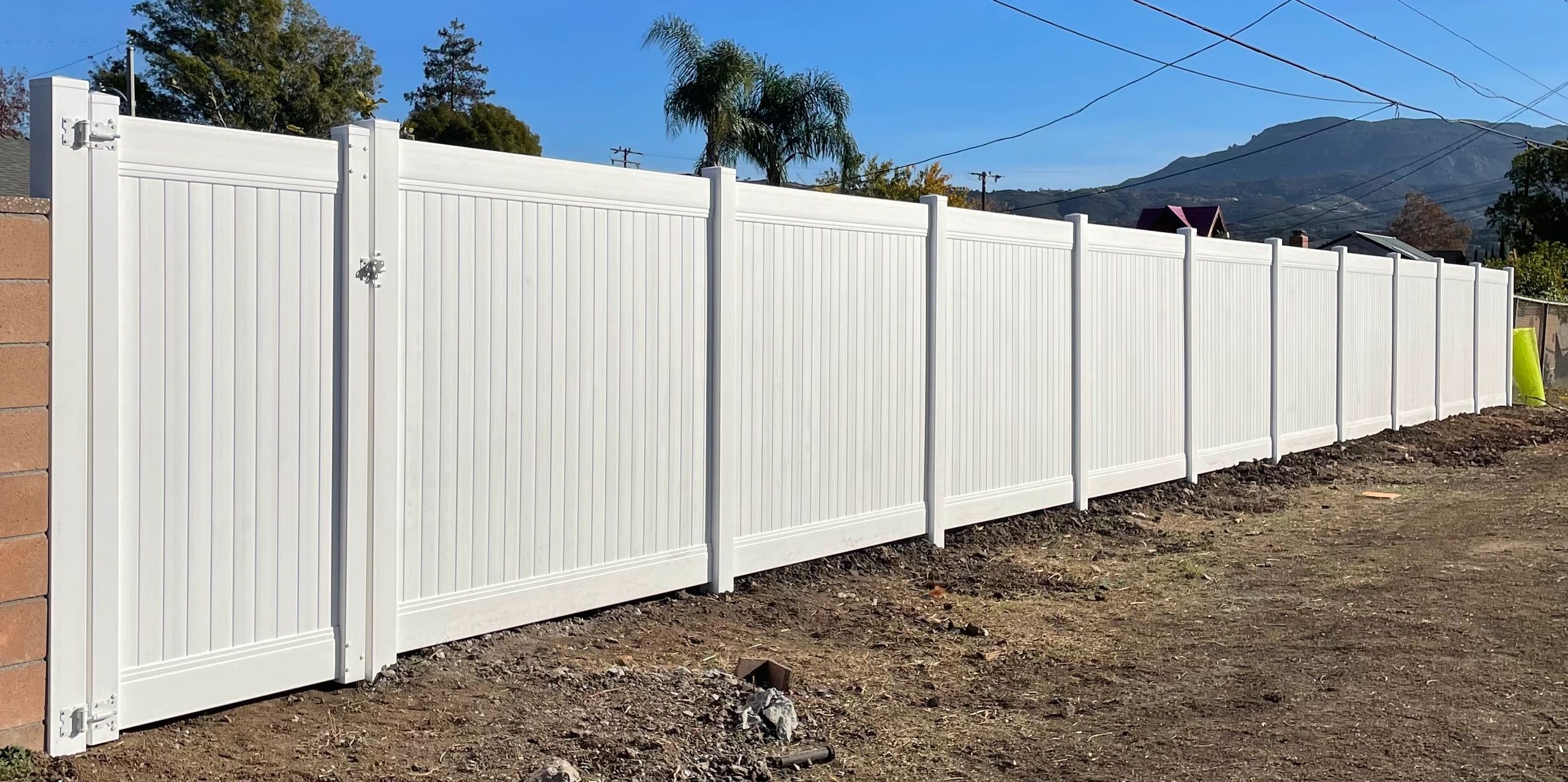 The Cheapest Fence Material in 2023