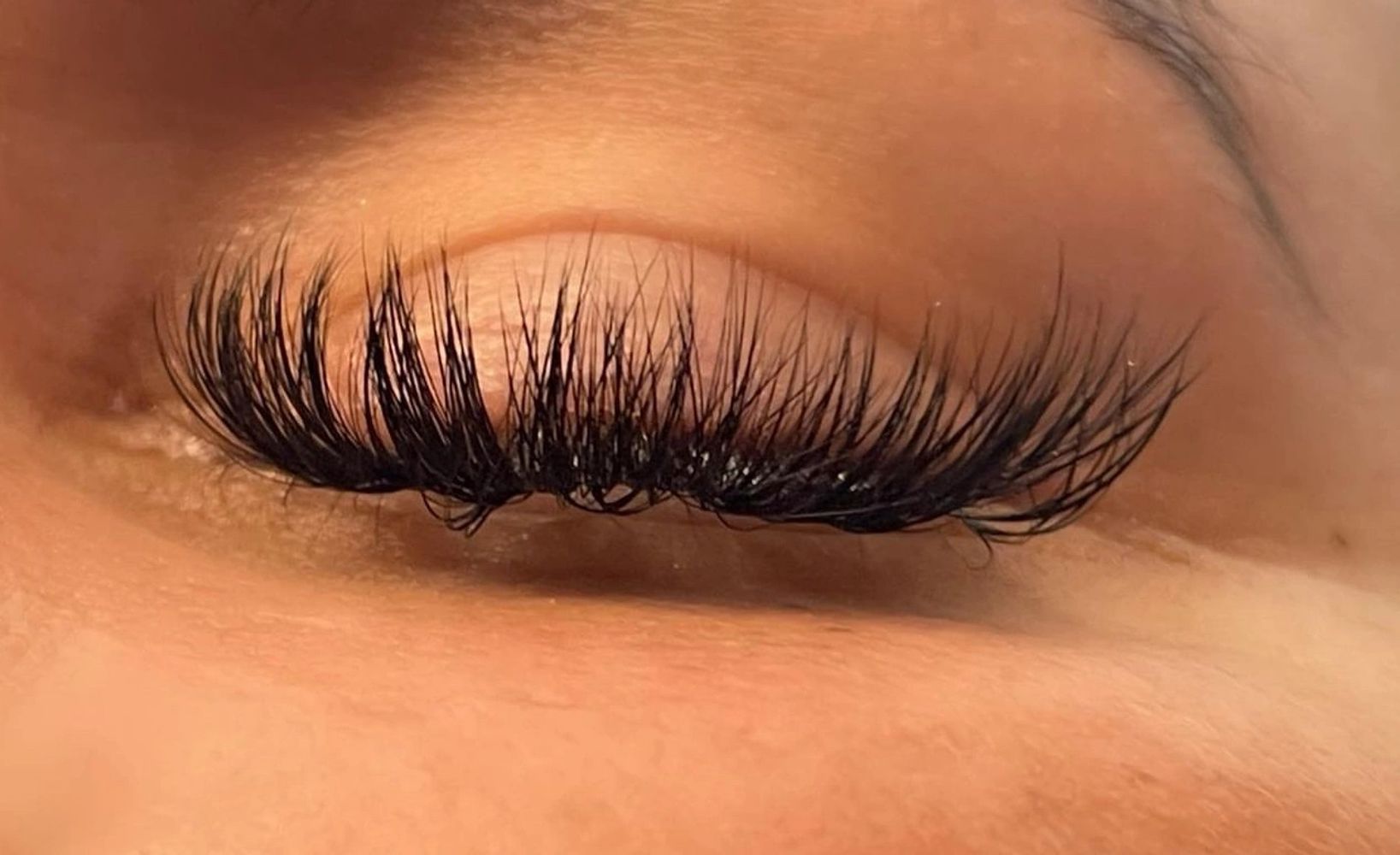 MAINE LASH GIRL Lash Extensions, Lash Lifts