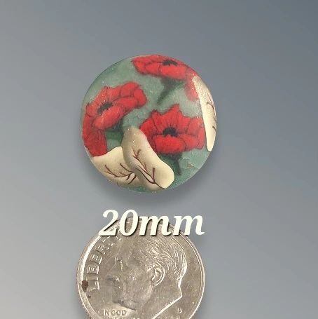 Poppy button