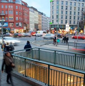 Rosenthalerplatz
https://www.luftbildsuche.de/info/