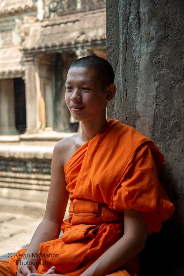 Cambodia, Angkor Wat Temple, monk, saffron robes